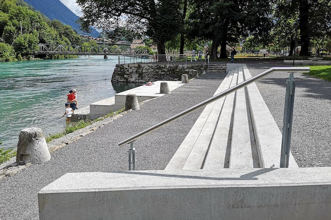 Die neuen Treppen im Englischen Garten
