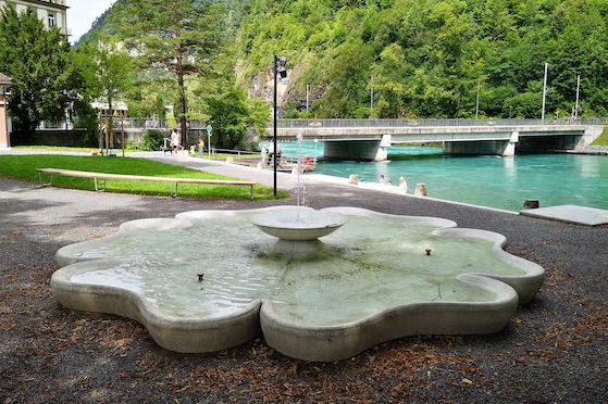 Springbrunnen im Englischen Garten